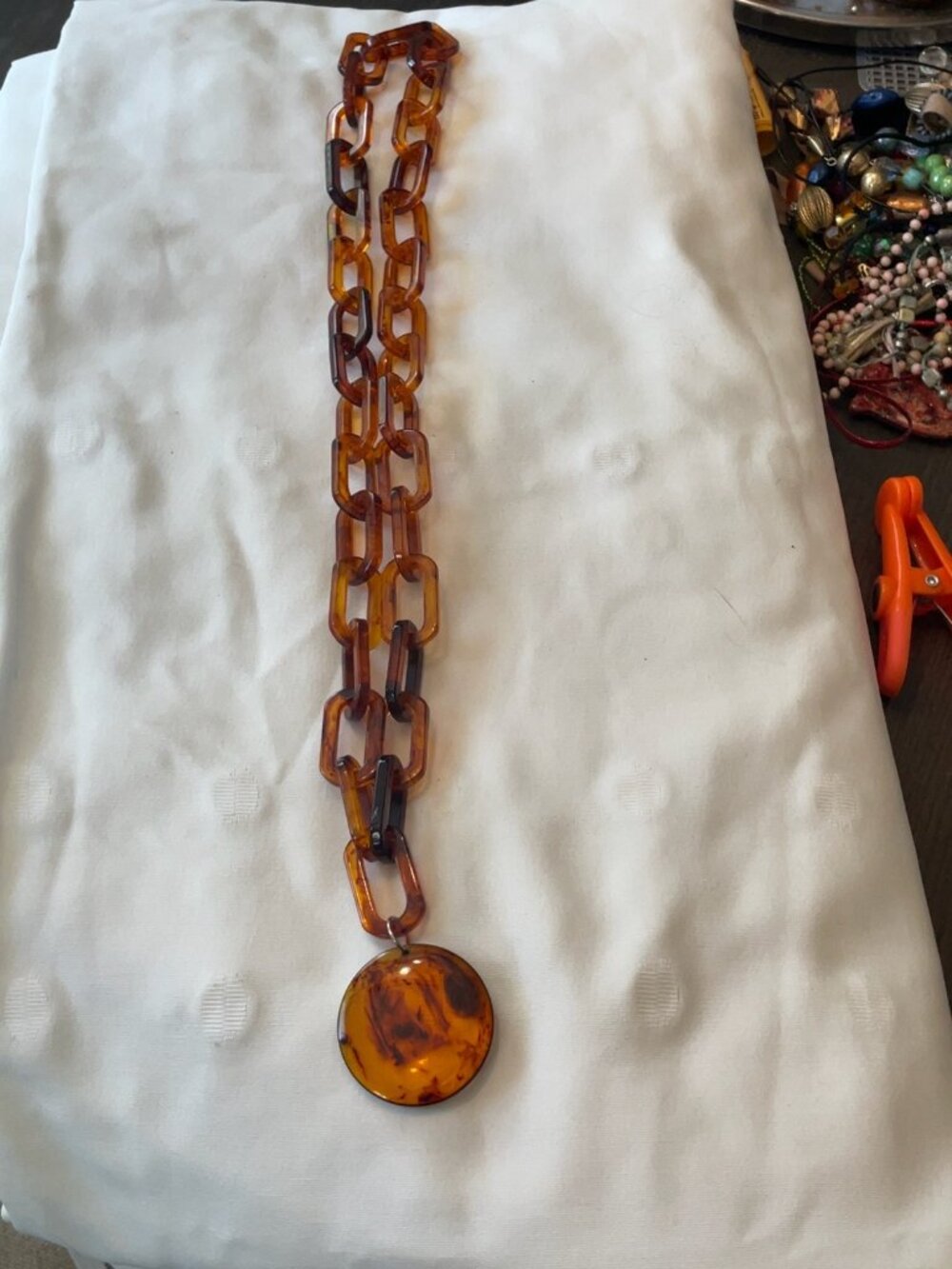 Vintage Amber Tortoiseshell Resin Link Pendant Necklace